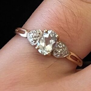 10k Gold AQUAMARINE ring 
Size 6.5
Classic. Feminine. Sweet